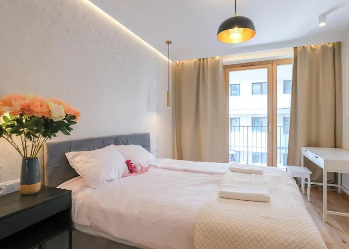 Luxury Apartment Free Parking - By Hosty
